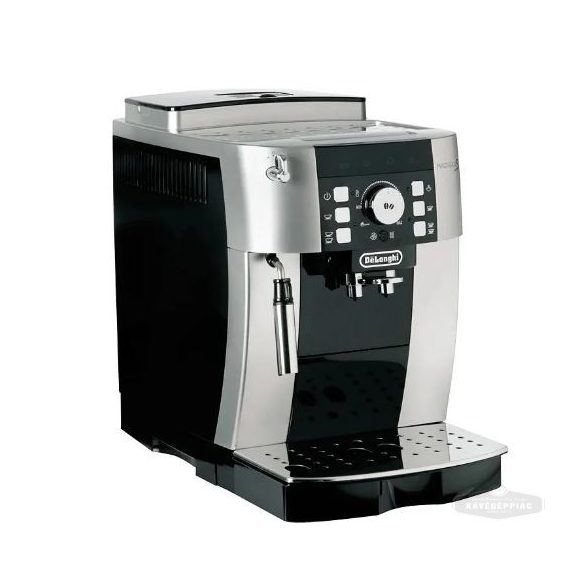 Delonghi Magnifica S  (felújított )