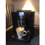 Jura Impressa F8 piano  kávégép (felújított garancia 12 hó vagy 3000 adag)