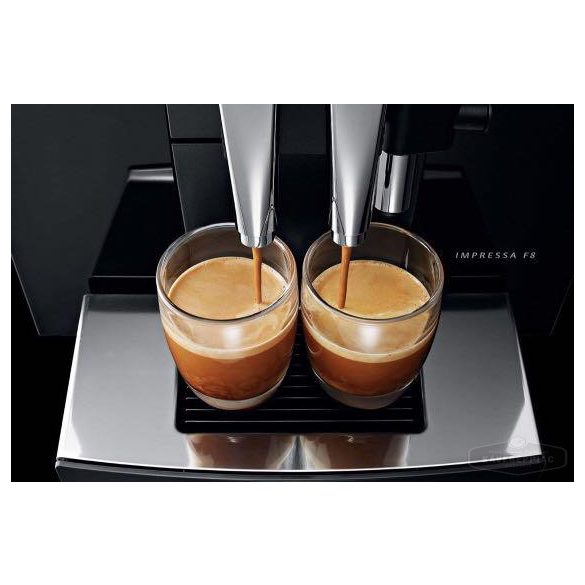 Jura Impressa F8 piano  kávégép (felújított garancia 12 hó vagy 3000 adag)